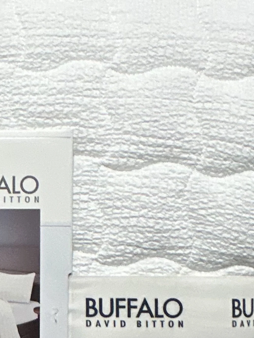 Buffalo David Bitton Full/Queen White Quilt Set 90”x90”